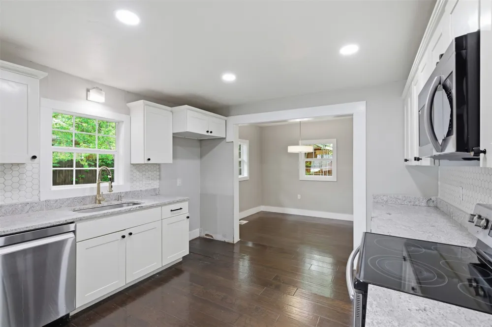 1207 College Street McKinney, TX 75069