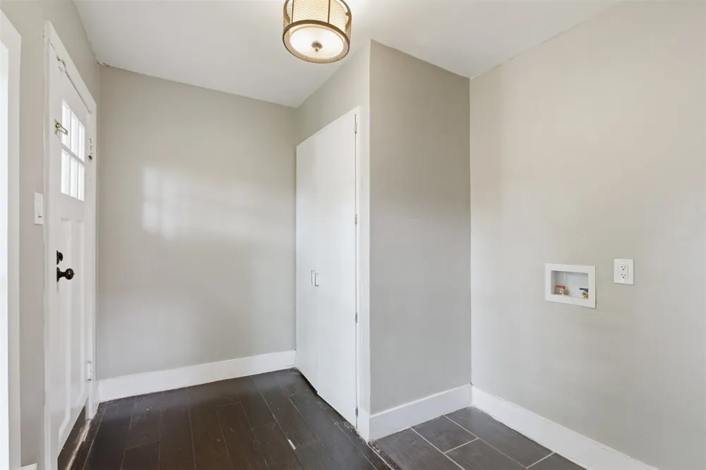 1207 College Street McKinney, TX 75069