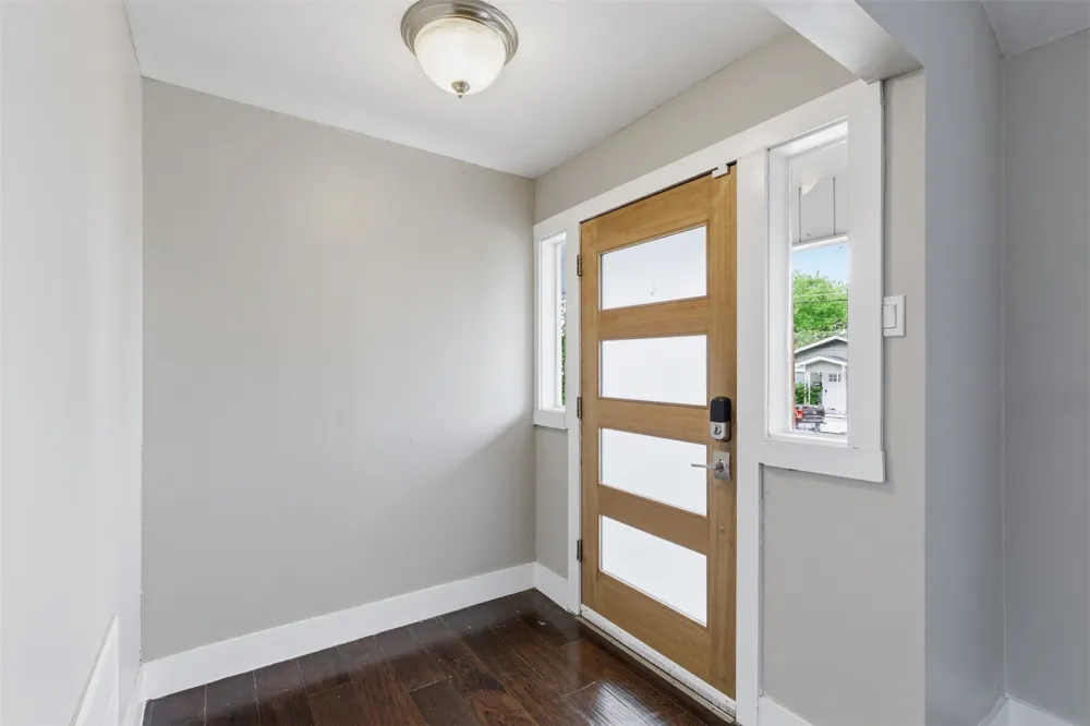 1207 College Street McKinney, TX 75069