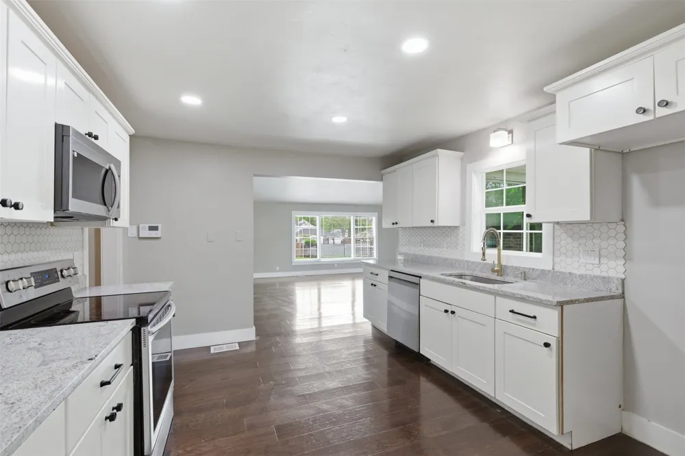 1207 College Street McKinney, TX 75069