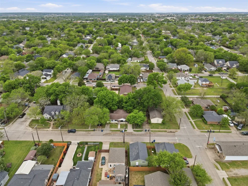 1207 College Street McKinney, TX 75069