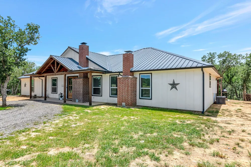 129 Whiskey Ranch Road Runaway Bay, TX 76426