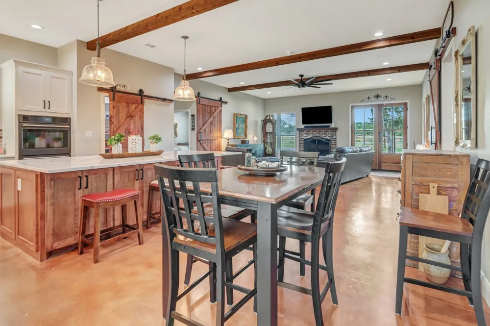 129 Whiskey Ranch Road Runaway Bay, TX 76426