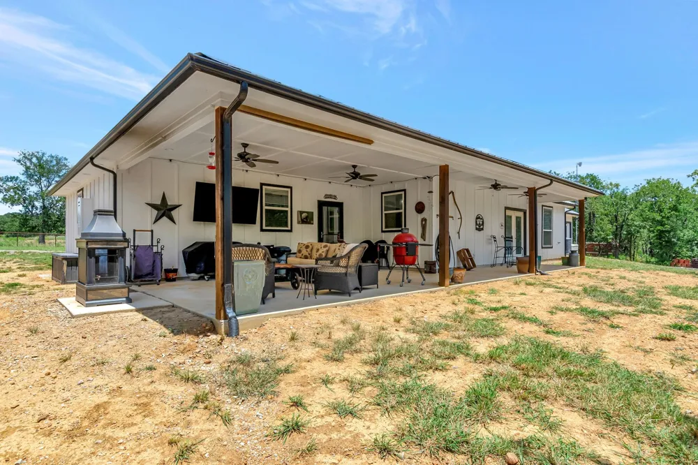 129 Whiskey Ranch Road Runaway Bay, TX 76426