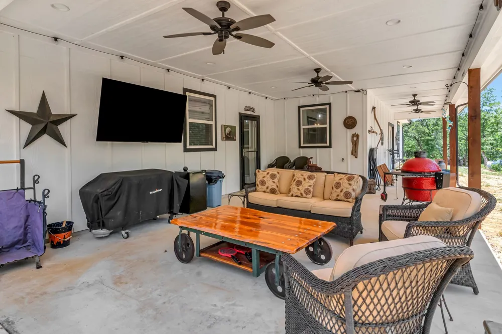 129 Whiskey Ranch Road Runaway Bay, TX 76426
