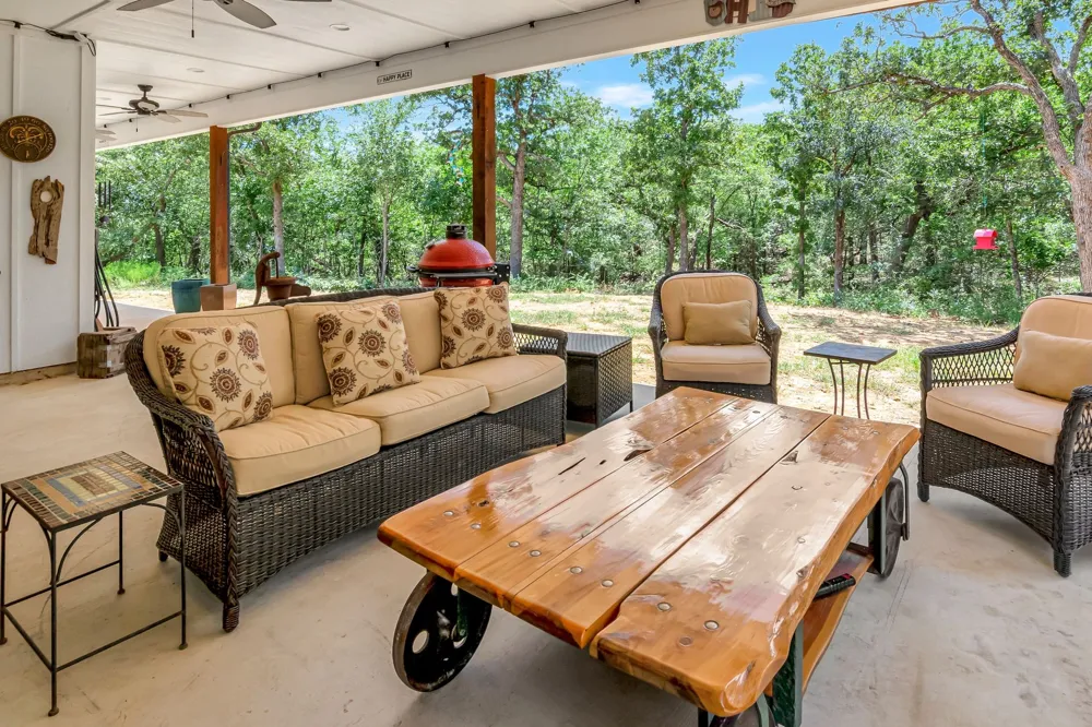 129 Whiskey Ranch Road Runaway Bay, TX 76426