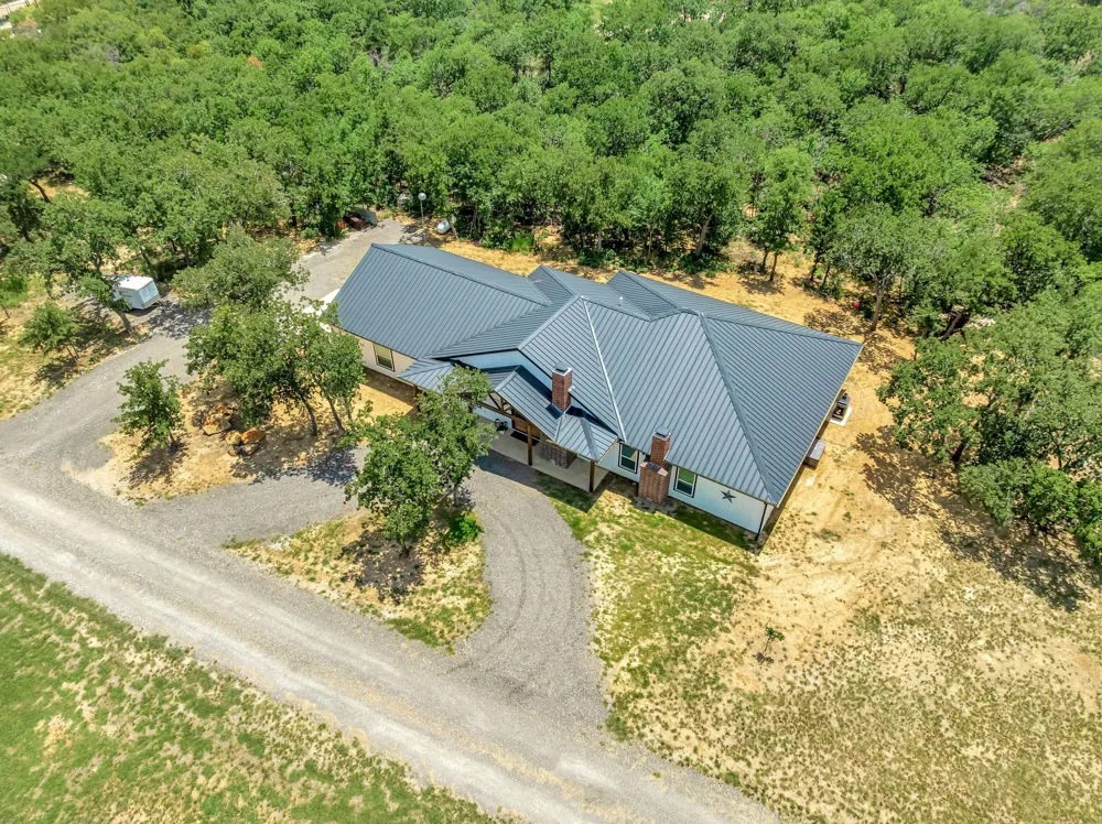 129 Whiskey Ranch Road Runaway Bay, TX 76426