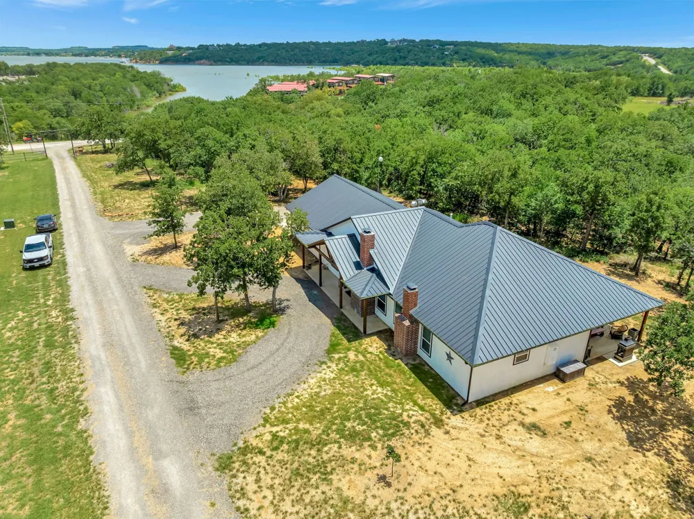 129 Whiskey Ranch Road Runaway Bay, TX 76426