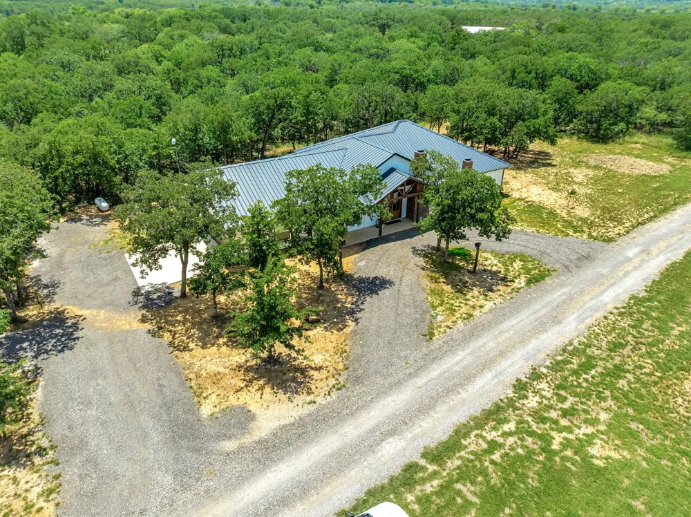 129 Whiskey Ranch Road Runaway Bay, TX 76426
