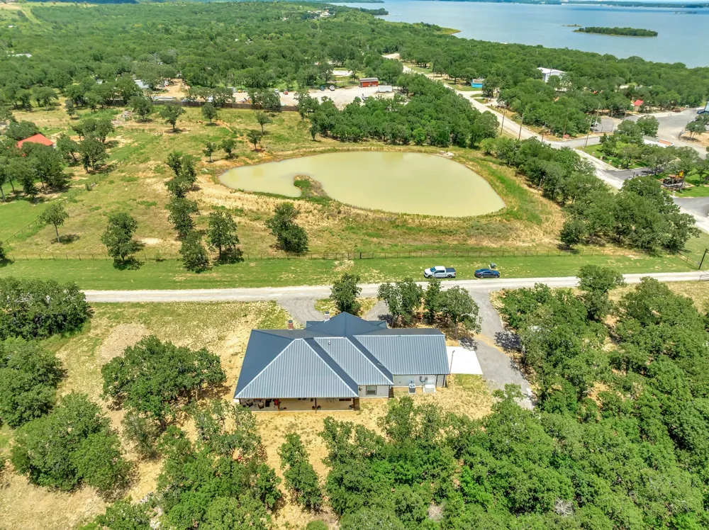 129 Whiskey Ranch Road Runaway Bay, TX 76426