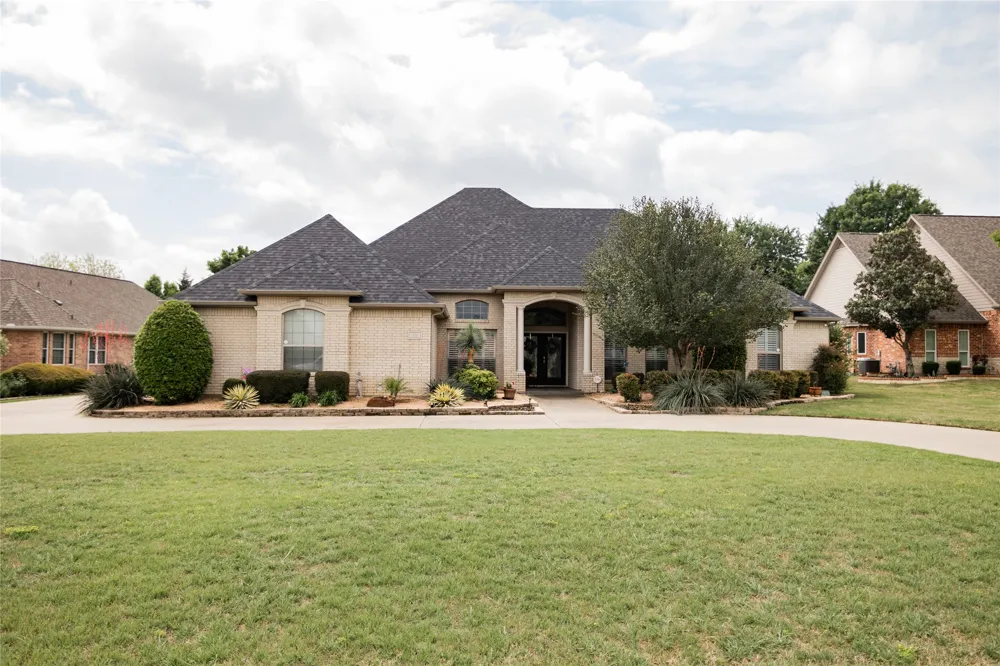 671 Brookglen Court
