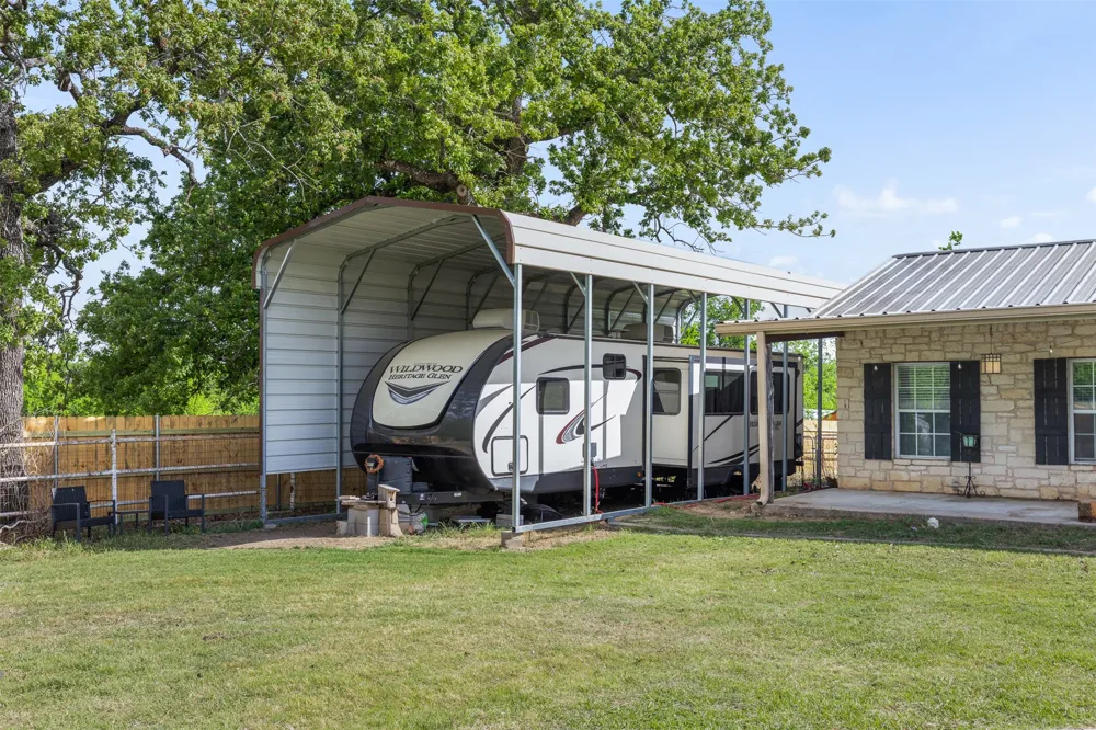 203 Saffle Road Robinson, TX 76706