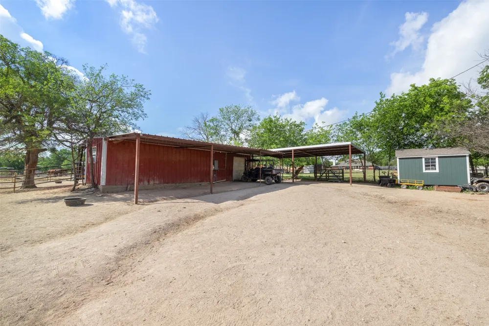 203 Saffle Road Robinson, TX 76706