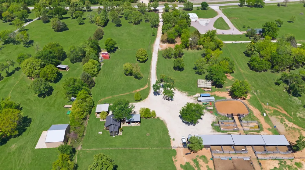 10642 Fm 902 Collinsville, TX 76233