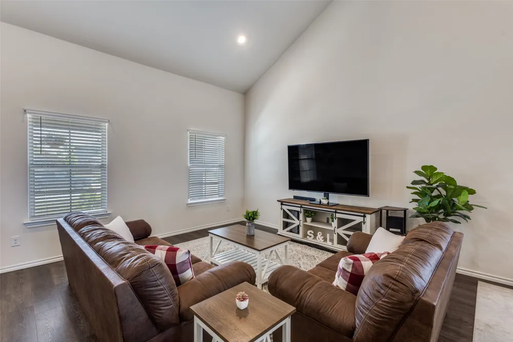 305 Ginger Avenue Anna, TX 75409