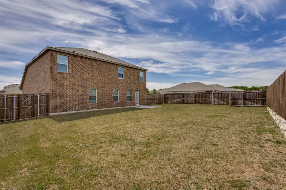 305 Ginger Avenue Anna, TX 75409