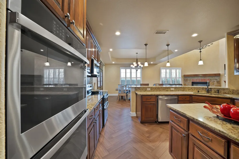 10709 County Road 507 Venus, TX 76084