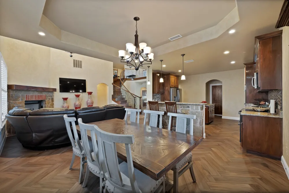 10709 County Road 507 Venus, TX 76084