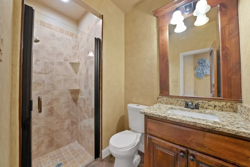 10709 County Road 507 Venus, TX 76084