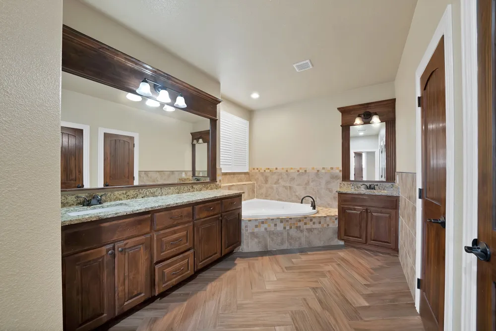 10709 County Road 507 Venus, TX 76084