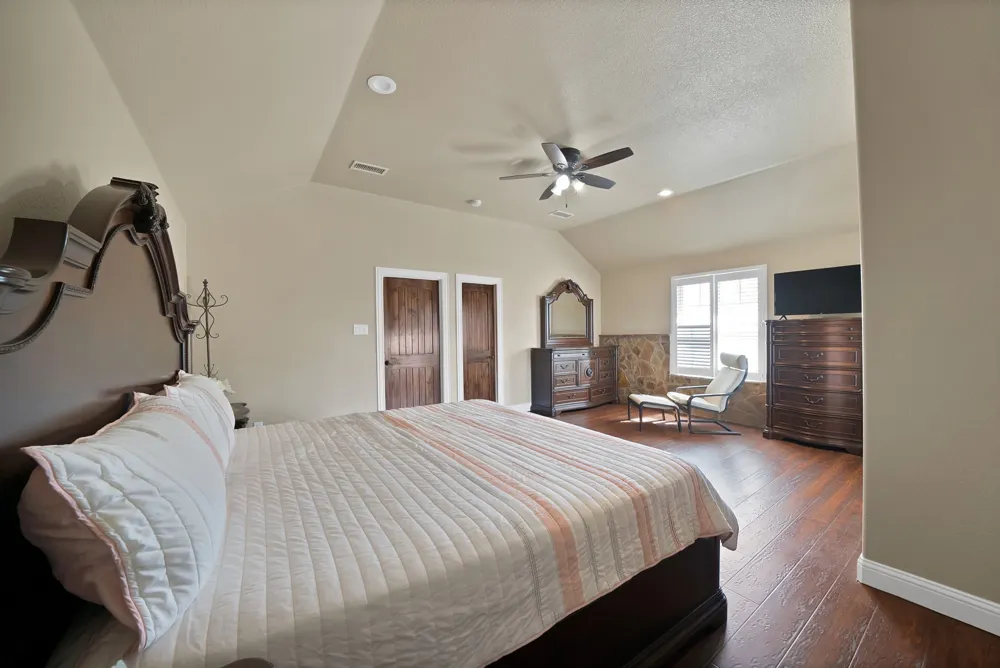 10709 County Road 507 Venus, TX 76084