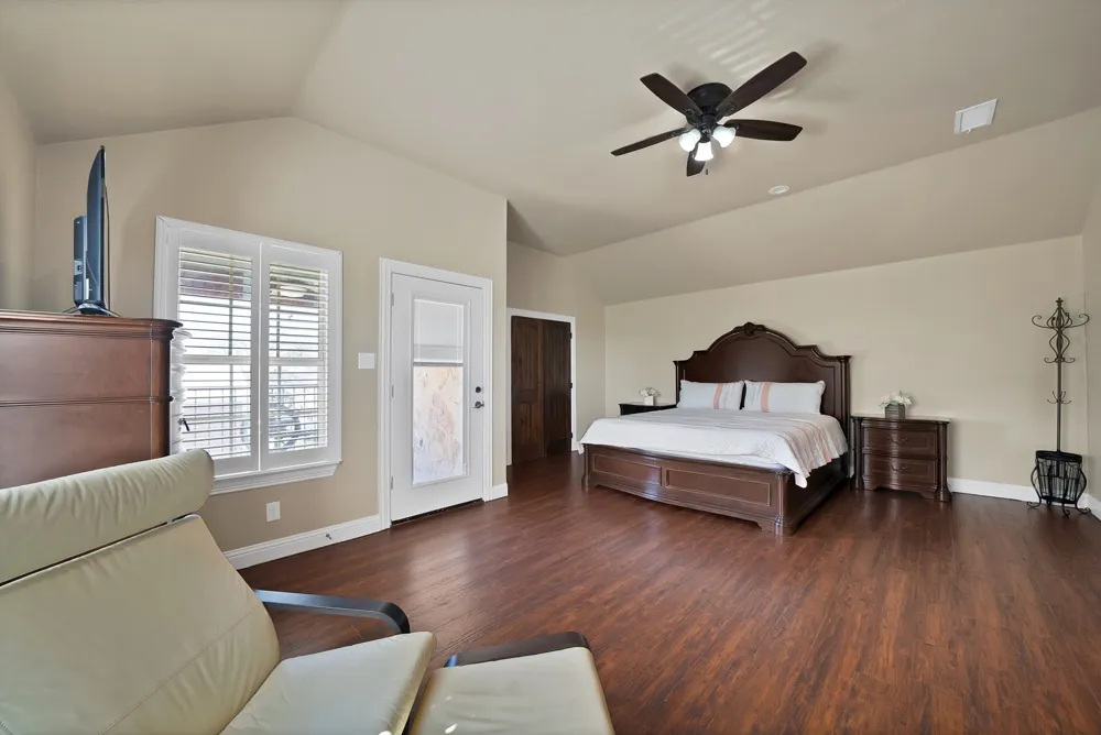 10709 County Road 507 Venus, TX 76084