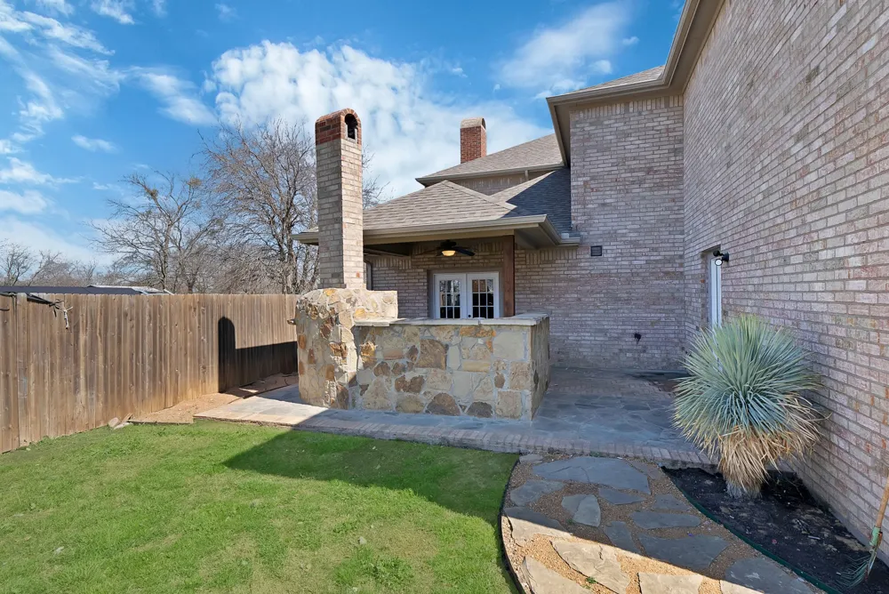 10709 County Road 507 Venus, TX 76084