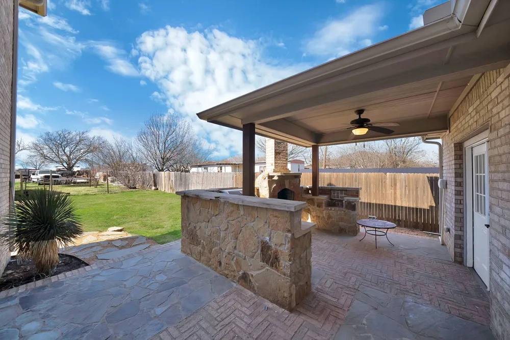 10709 County Road 507 Venus, TX 76084