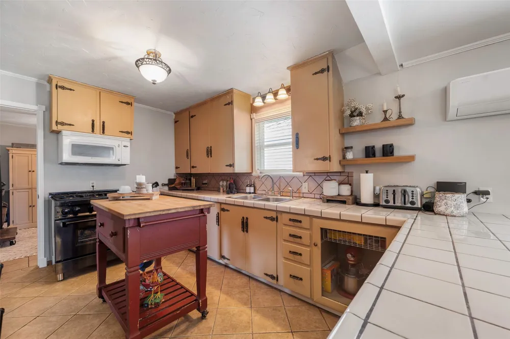 3913 Fm1956 Nocona, TX 76255