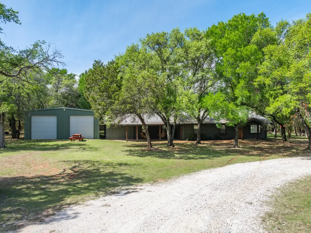 2731 Garrett Lane China Spring, TX 76633