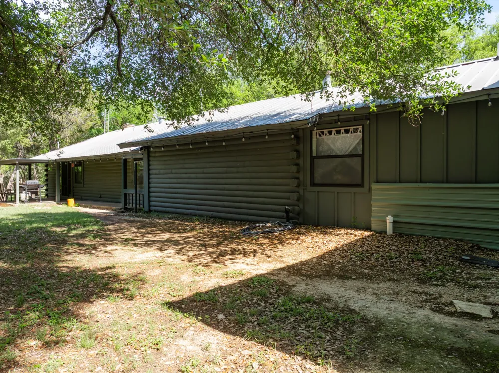 2731 Garrett Lane China Spring, TX 76633