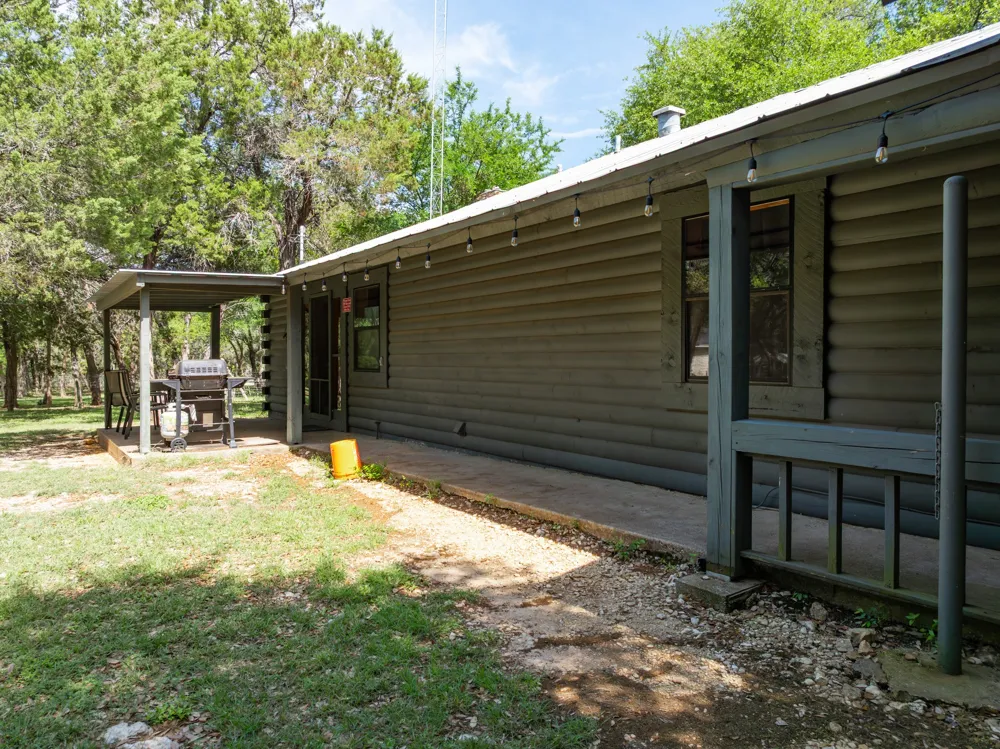2731 Garrett Lane China Spring, TX 76633