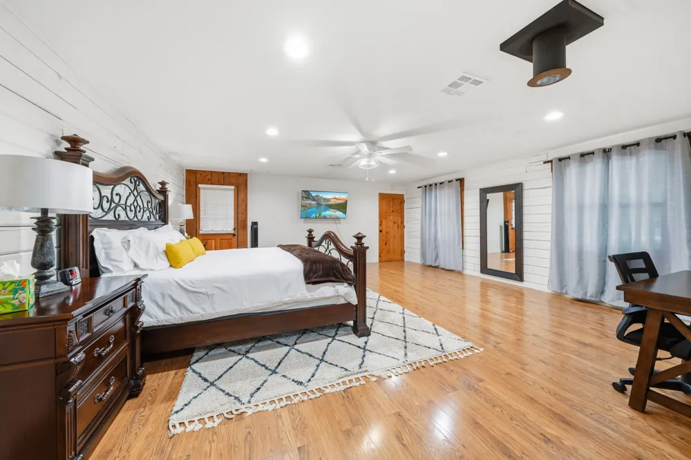 2731 Garrett Lane China Spring, TX 76633