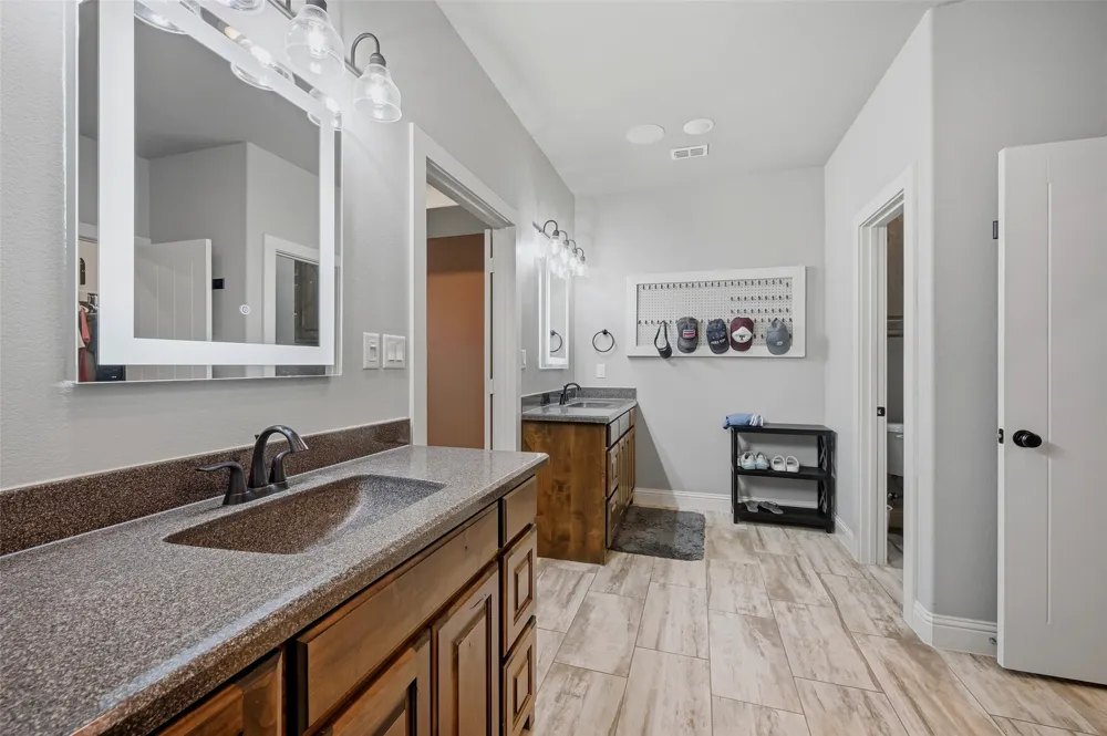 56 Turtle Point Lane Gordonville, TX 76245