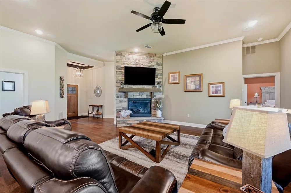 56 Turtle Point Lane Gordonville, TX 76245