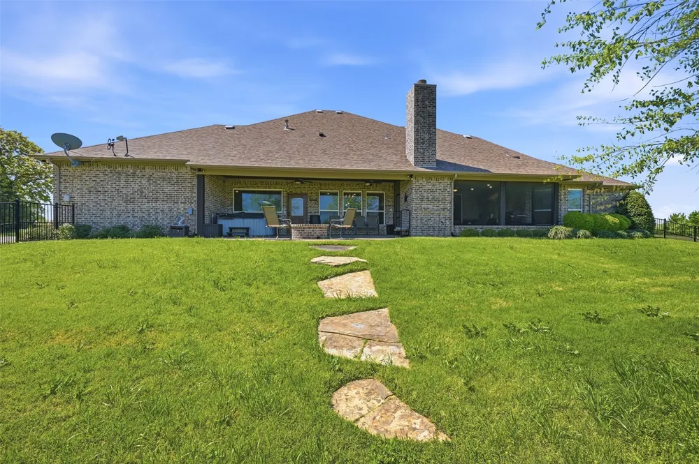 56 Turtle Point Lane Gordonville, TX 76245
