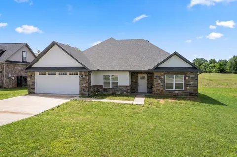 2909 Blue Heron Circle