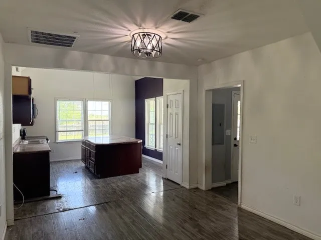 312 Poplar Street Italy, TX 76651