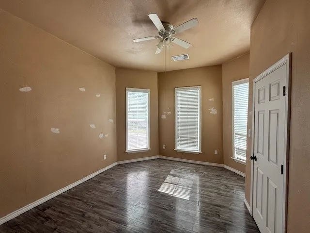 312 Poplar Street Italy, TX 76651