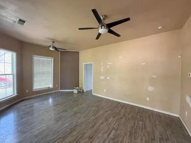 312 Poplar Street Italy, TX 76651