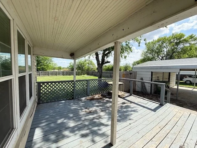 312 Poplar Street Italy, TX 76651
