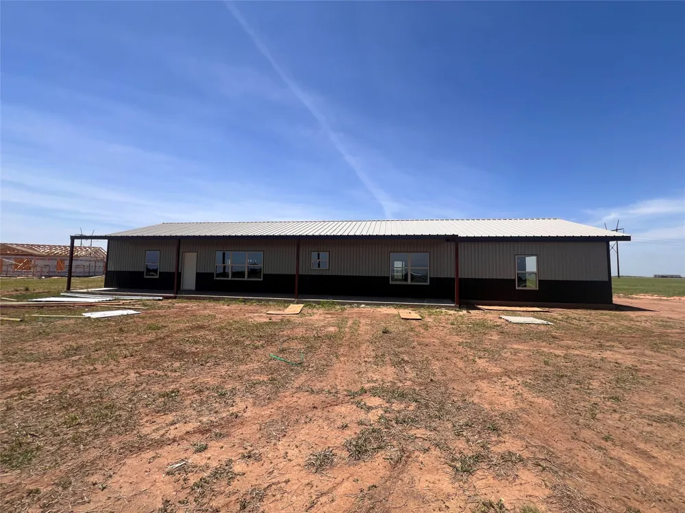 2097 PR  4282 Hawley, TX 79525