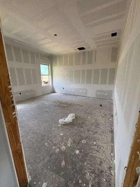 2097 PR  4282 Hawley, TX 79525