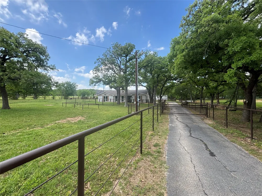 660 Chinn Chapel Road Copper Canyon, TX 75077