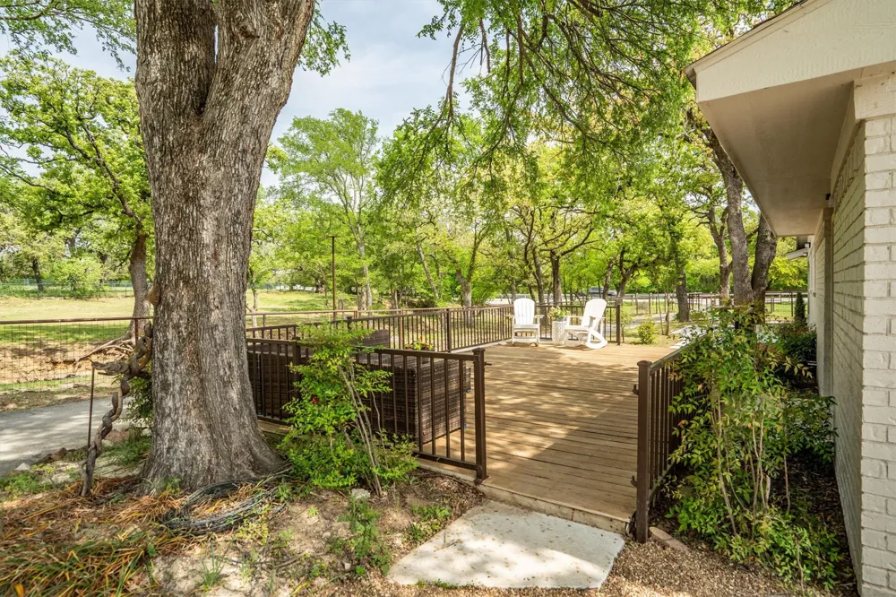 660 Chinn Chapel Road Copper Canyon, TX 75077