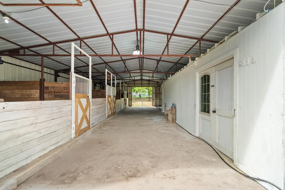 660 Chinn Chapel Road Copper Canyon, TX 75077
