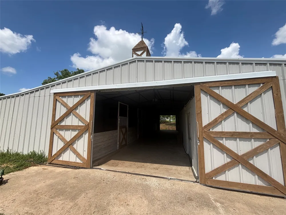 660 Chinn Chapel Road Copper Canyon, TX 75077