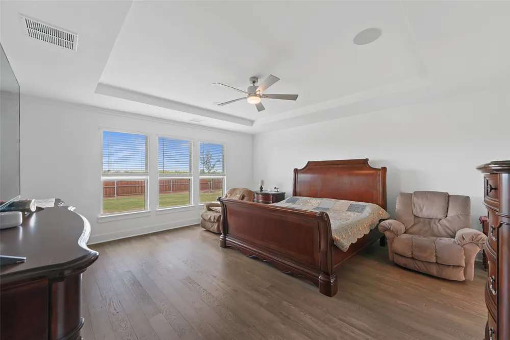 751 Emerald Valley Drive Ovilla, TX 75154