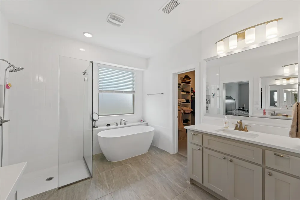 751 Emerald Valley Drive Ovilla, TX 75154