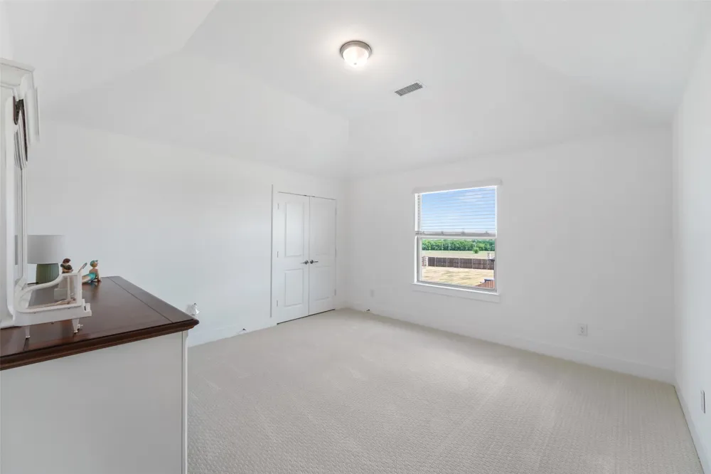 751 Emerald Valley Drive Ovilla, TX 75154